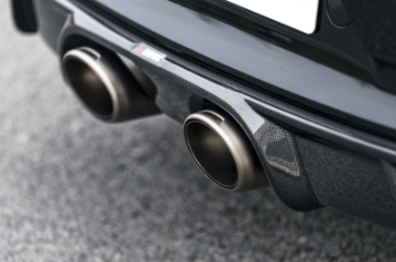 Picture of Akrapovic 16-17 Porsche 911 Carrera S-4-4S-GTS 991-2 Rear Carbon Fiber Diffuser - High Gloss