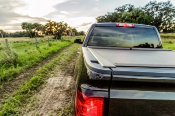 Picture of Roll-N-Lock 09-17 Dodge Ram 1500 XSB 67in A-Series Retractable Tonneau Cover