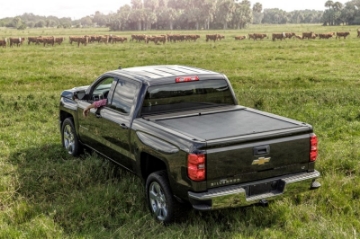 Picture of Roll-N-Lock 07-18 Toyota Tundra Crew Max Cab XSB 65in M-Series Retractable Tonneau Cover