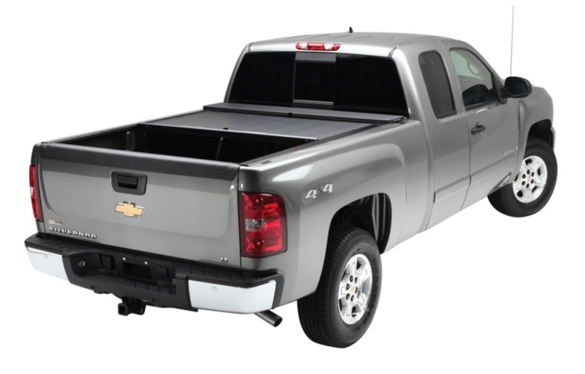 Picture of Roll-N-Lock 07-13 Chevy Silverado-Sierra 1500 XSB 67-3-4in M-Series Retractable Tonneau Cover