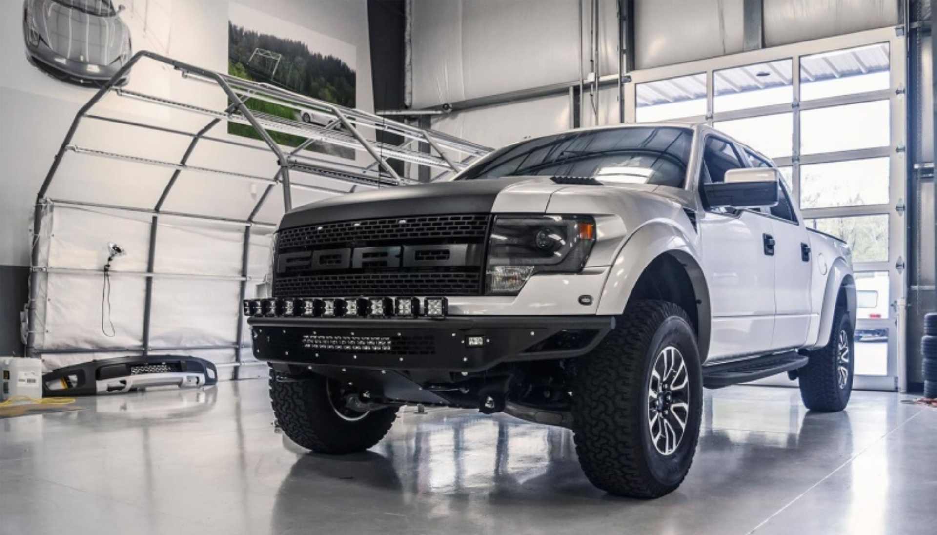 Picture of Addictive Desert Designs 10-14 Ford F-150 Raptor Race Series R Front Bumper - 10 Single Lights