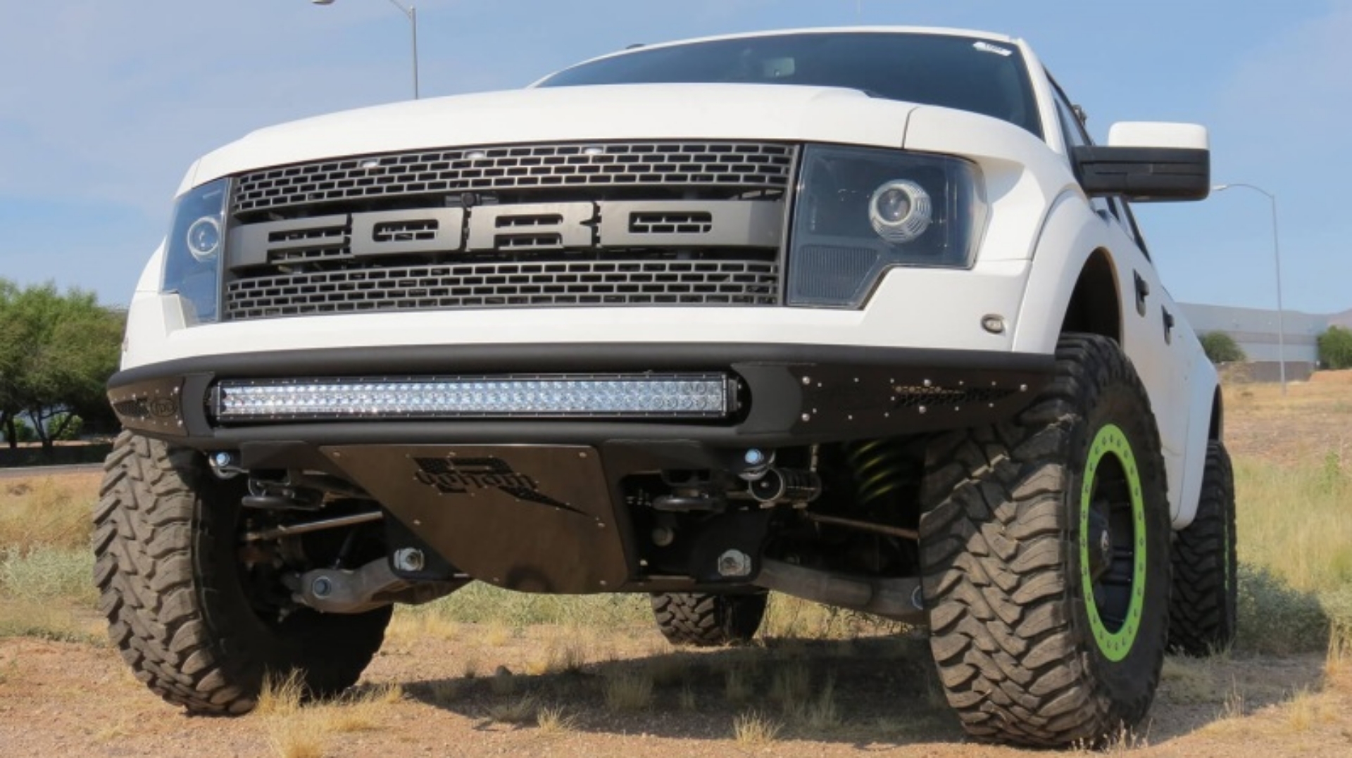 Picture of Addictive Desert Designs 10-14 Ford F-150 Raptor Venom R Front Bumper