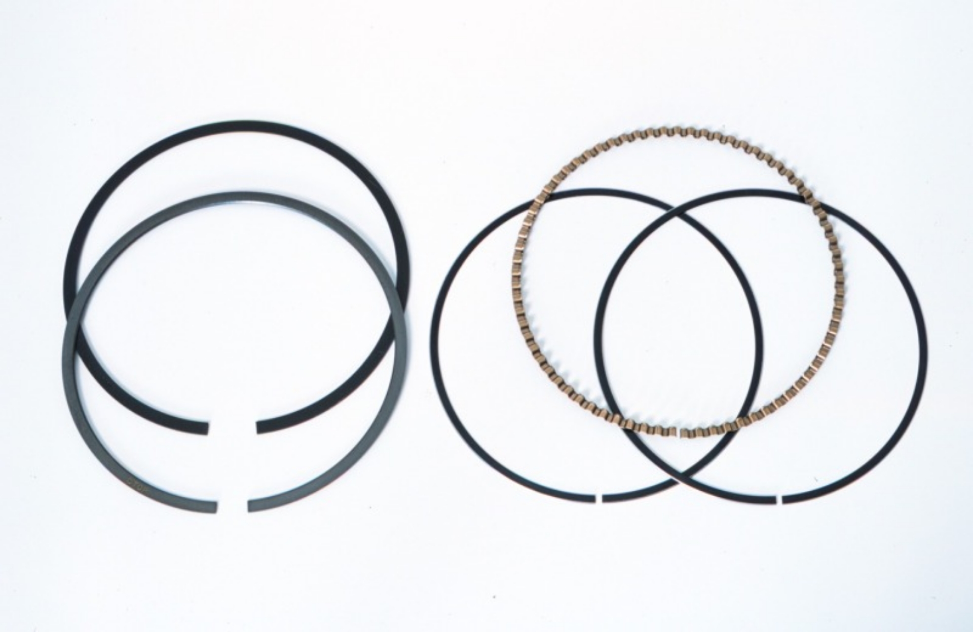 Picture of Mahle MS 4-070in+-005in -043in -043in 3-0mm File Fit Rings