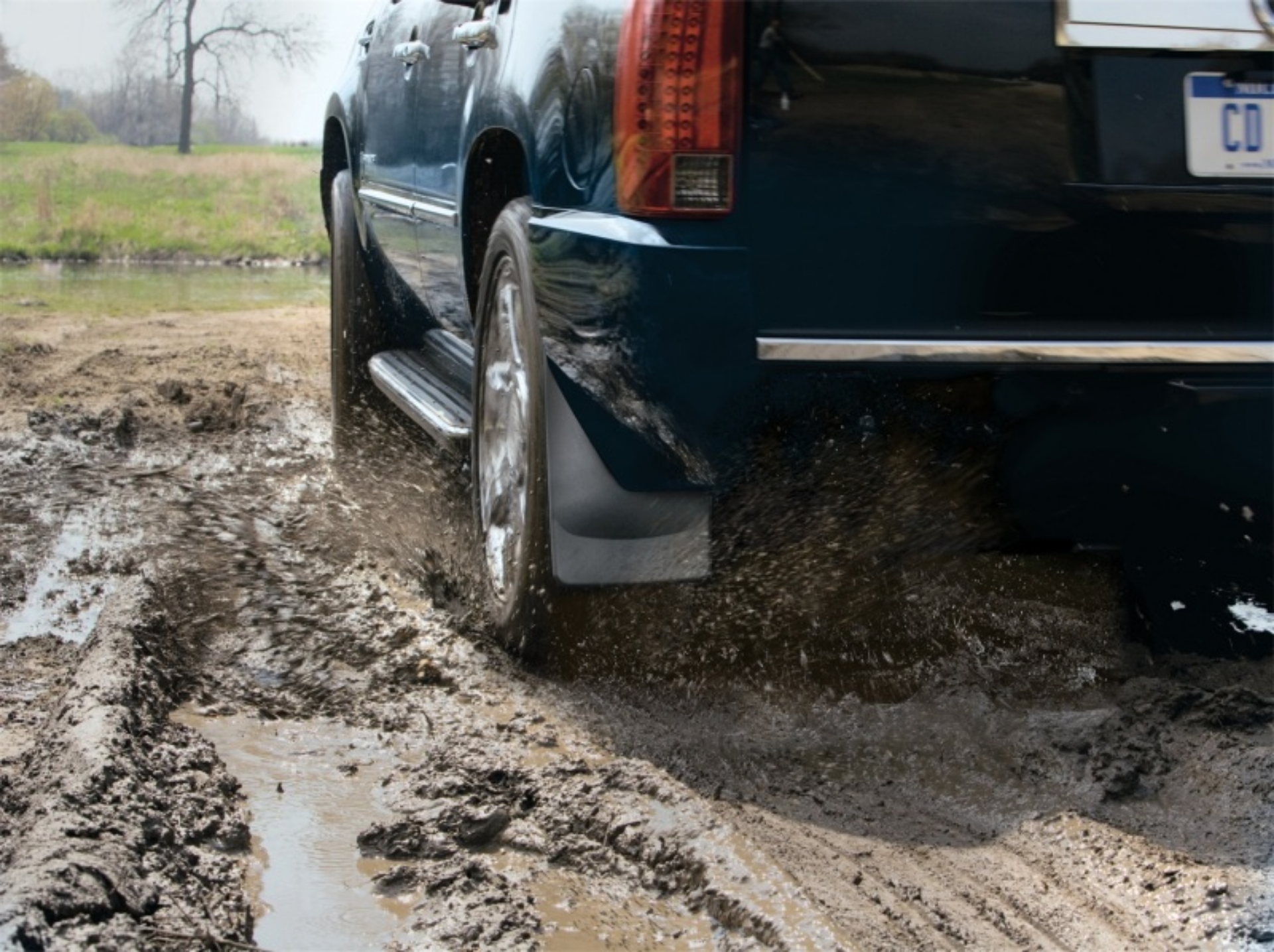 Picture of WeatherTech 04-08 Ford F250-F350 No Drill Mudflaps - Black