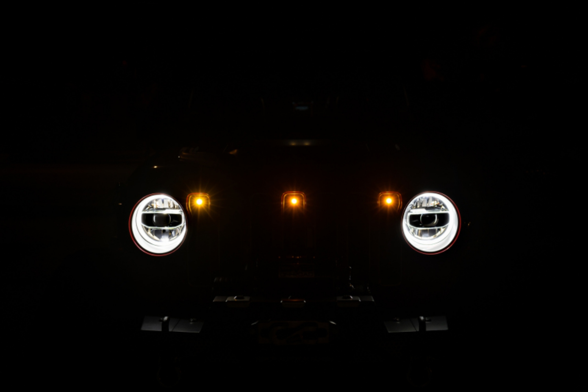 Picture of DV8 Offroad 2018+ Jeep JL Grill Amber Marker Lights