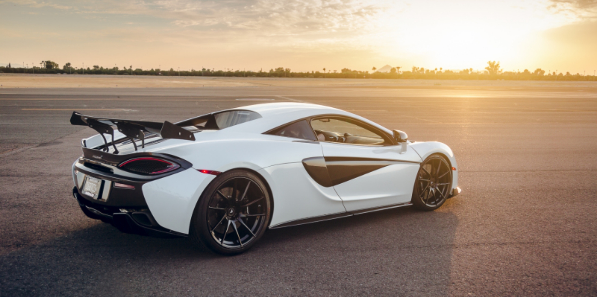 Picture of VR Aero McLaren 570S-570GT-570S Spider Carbon Fiber Rear Spoiler 67 Inch