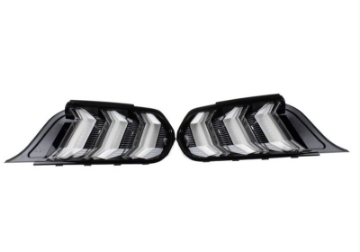 Picture of Ford Performance 2018+ Mustang Clear Tail Lamp Kit Pair